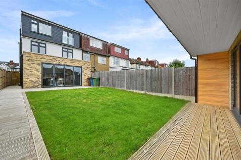 RQAR - Malvern Avenue3.JPG