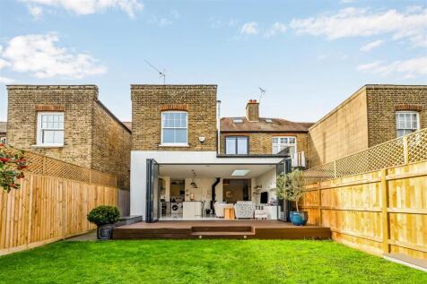 11 Hillcrest Road-21.jpg