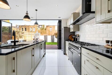 11 Hillcrest Road-10.jpg