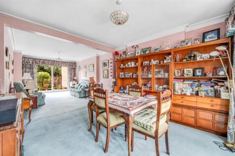 50 St. Dunstans Avenue-6.jpg