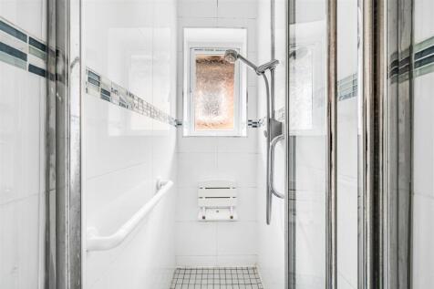 50 St. Dunstans Avenue-16.jpg