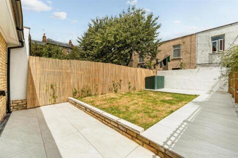 GFF - 7 Mansell Road-9.jpg