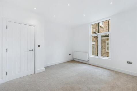GFF - 7 Mansell Road-12.jpg