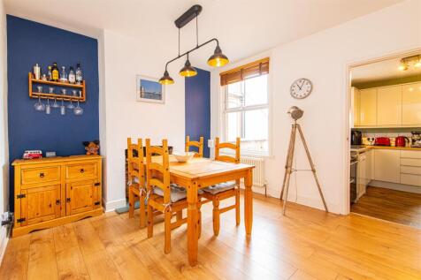 home-879.jpg