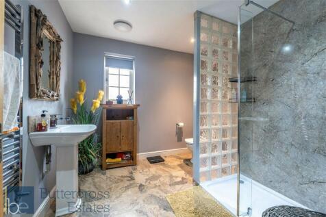 Ground Floor Shower Room