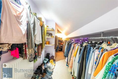 Walk In Wardrobe