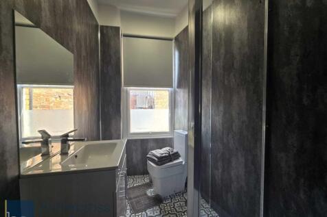 Bathroom - Copy.jpeg