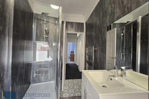 Bathroom (2) - Copy.jpeg