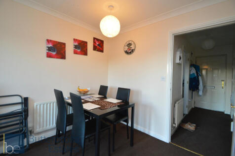 Dining Area.JPG