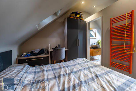 Studio Bedroom