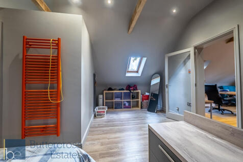 Studio Bedroom