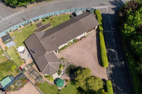 1 Old Edinburgh Road, Bridge Of Earn - D-32.jpg