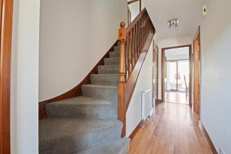 017-1TheGlebe.JPG