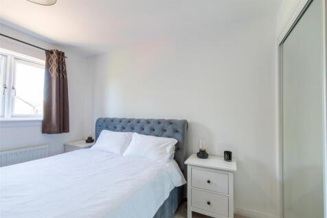23 Matthews Drive Perth-11.jpg