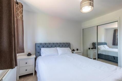 23 Matthews Drive Perth-9.jpg