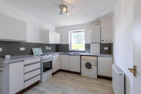 29 Grampian Court Perth-8.jpg