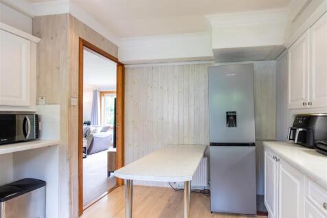 5 Castle Way Glencarse, Perth-5.jpg