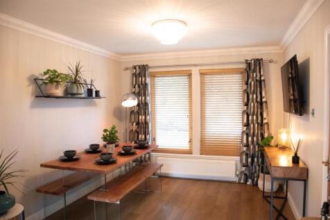 DSC_5651 - dining area.jpg
