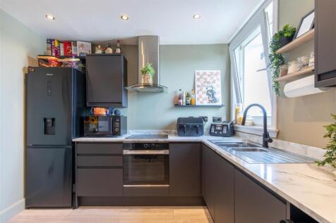 7B Cromlix Road Perth-18.jpg