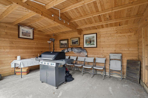 Outbuilding