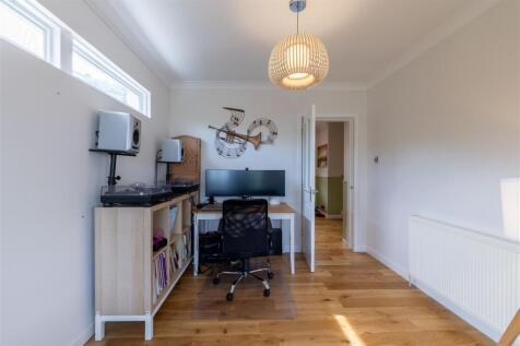 45 Castlelaw Crescent, Abernethy-55.jpg