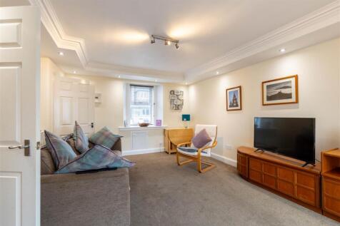 52 Townhead, Auchterarder-46.jpg