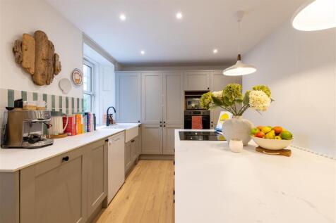 98 Perth Road, Scone-58.jpg