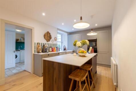 98 Perth Road, Scone-57.jpg