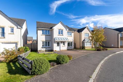 29 Benton Road, Auchterarder-3.jpg