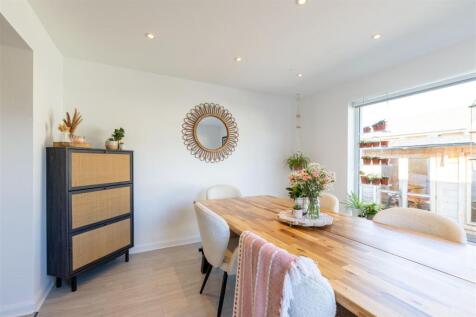 29 Benton Road, Auchterarder-101.jpg