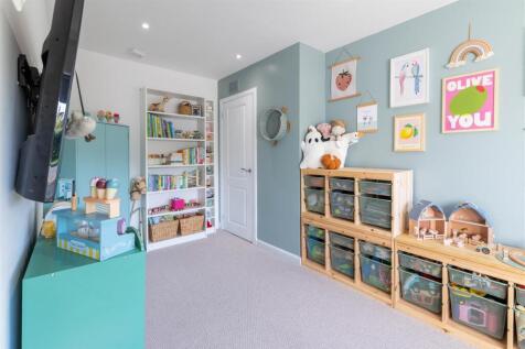 29 Benton Road, Auchterarder-61.jpg