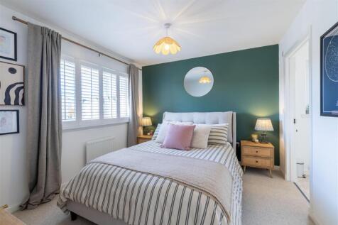 29 Benton Road, Auchterarder-27.jpg