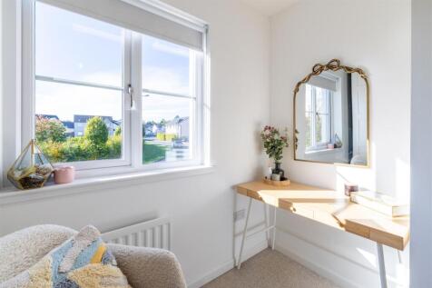 29 Benton Road, Auchterarder-26.jpg