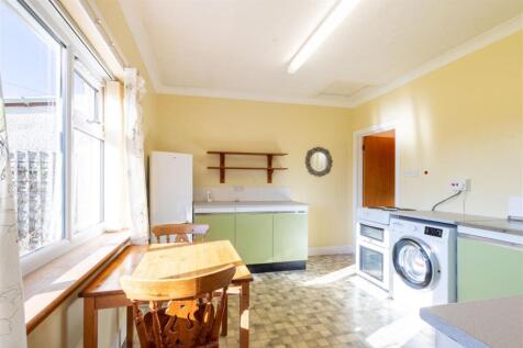 9 Saucher Village Kinrossie-23.jpg