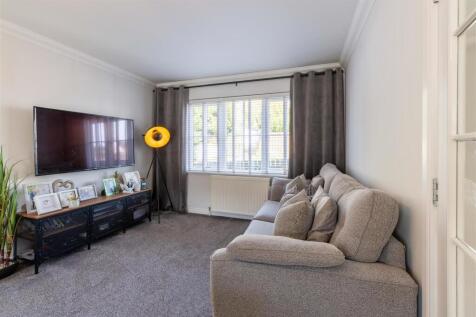 63a, Mill Street Stanley-43.jpg