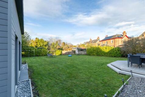 The Ferns, Westpark Road Blairgowrie - ext-2.jpg