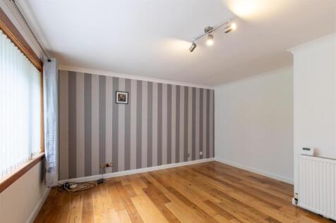 17 Staffa Court Perth-23.jpg