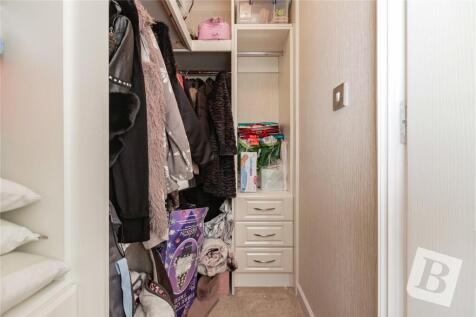 Walk In Wardrobe