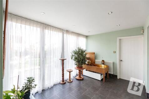 Sitting/Garden Room