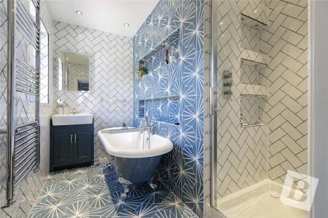 Master En-Suite