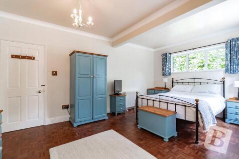 G/F Bedroom 1