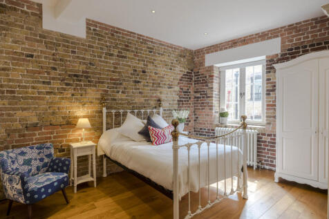 Gullivers Wharf (12).jpg