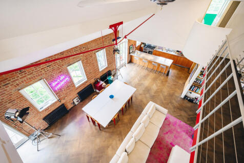 7 Old Library Apartments (29).jpg