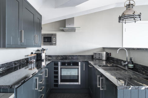 November 2025 JR (23).jpg