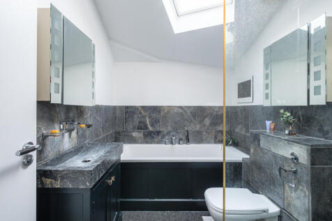 November 2025 JR (28).jpg