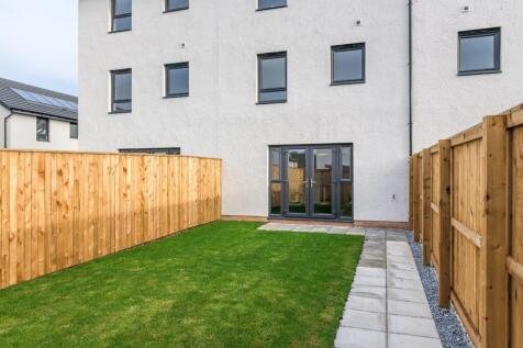 Garden of 4 bedroom Stewarton house type