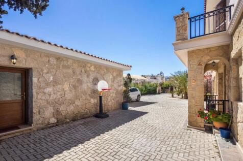 Property Image 28