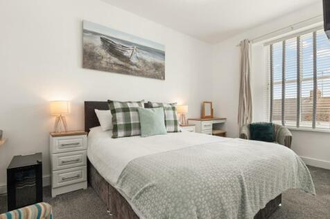 Bedroom 6 &#34;Deluxe En suite King&#34;