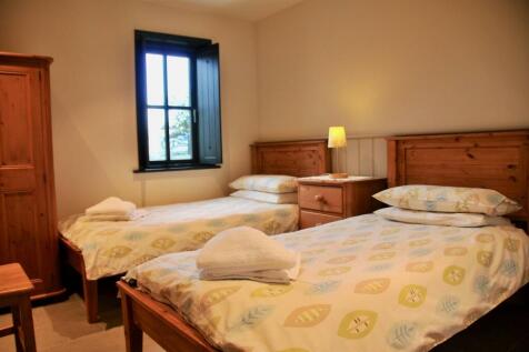 Ground Floor Single Bedroom/Office