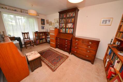 Bedroom / Office
